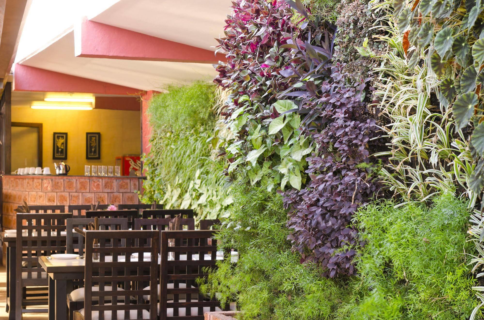 Club Mahindra Saj Mahabaleshwar Hotel Exterior photo